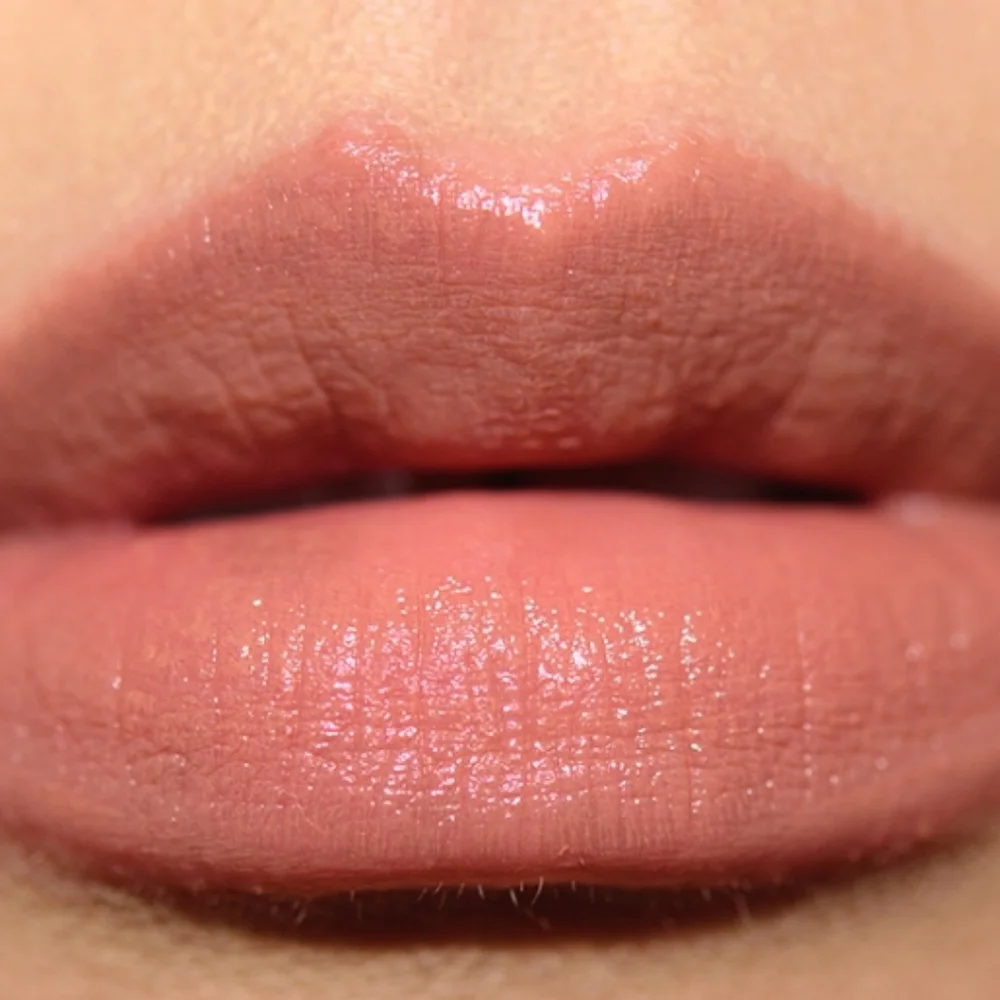 🌟🧚‍♀️HONEYBUN BareMinerals DISCONTINUED Gen Nude Radiant Lipstick NWT - Picture 3 of 7